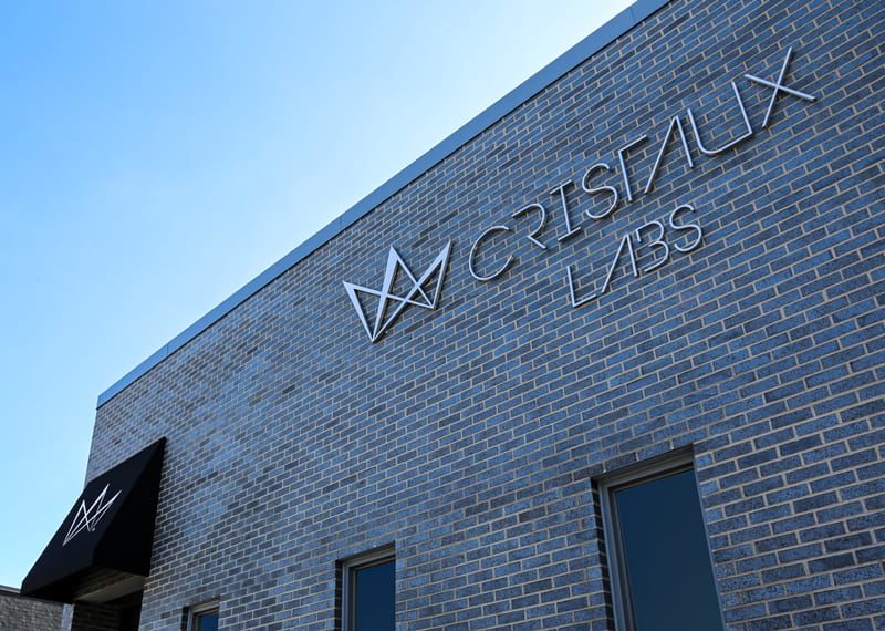 Cristaux Labs warehouse building for research and design