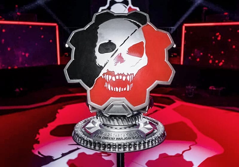 Black Red And Silver Trophy With Skull Decal