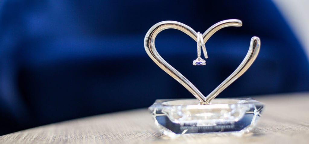 Crystal Metal Heart Ring Jewelry Holder