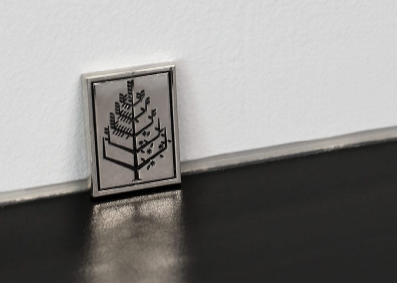 Four Seasons Corporate Lapel Pin Silver Black Enamel Cristaux 001