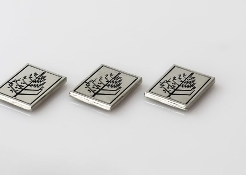 Four Seasons Corporate Lapel Pin Silver Black Enamel Cristaux 002