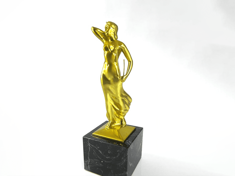 Zinc-Alloy-Gold-Coated-Statue