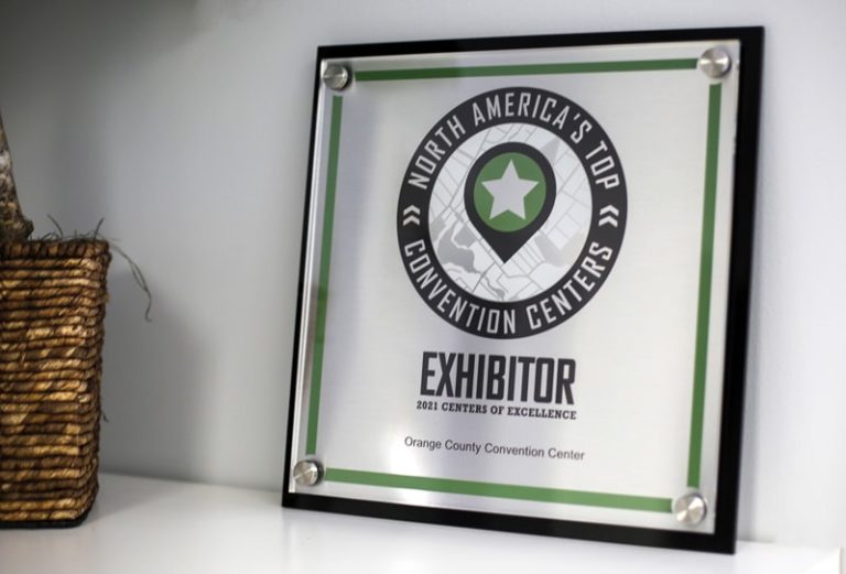 Timeless Custom Plaques CRISTAUX