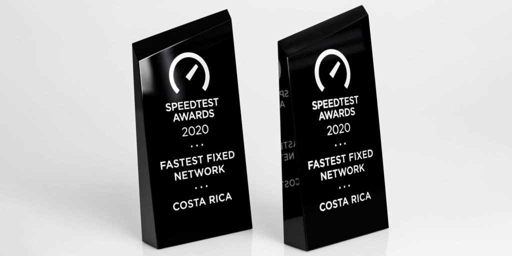 50 creative and fun award names for employee recognition | CRISTAUX 50 creative and fun award names for employee recognition | CRISTAUX