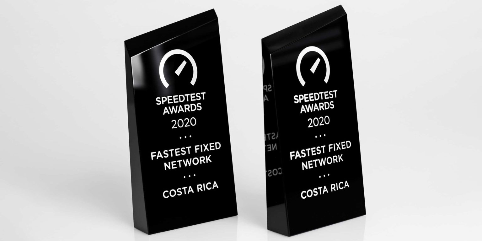 50 creative and fun award names for employee recognition CRISTAUX