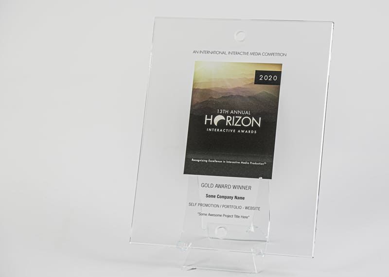 glass plaque for metal wall mounts