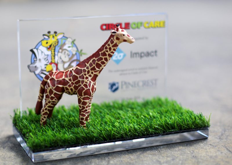 3D Printed Giraffe with AstroTurf Base - Cristaux International