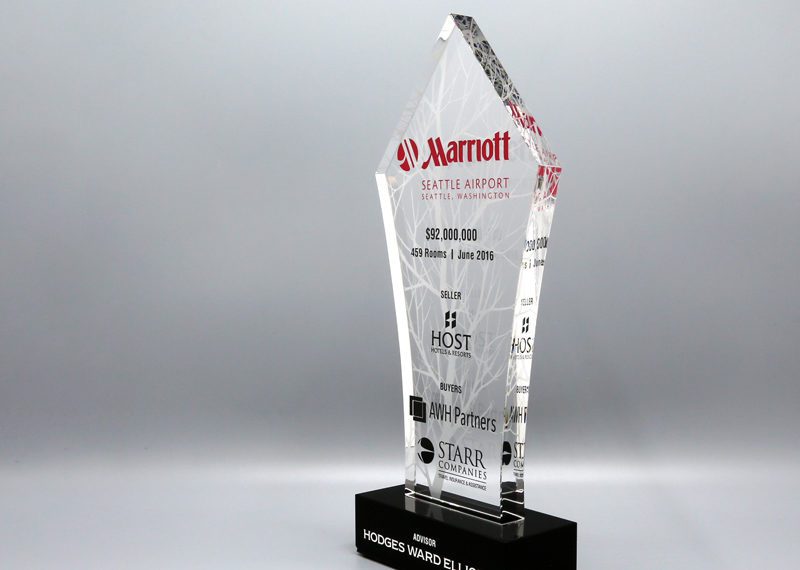 Financial Dealtoy Award Crystal Seattle Airport Marriott 02
