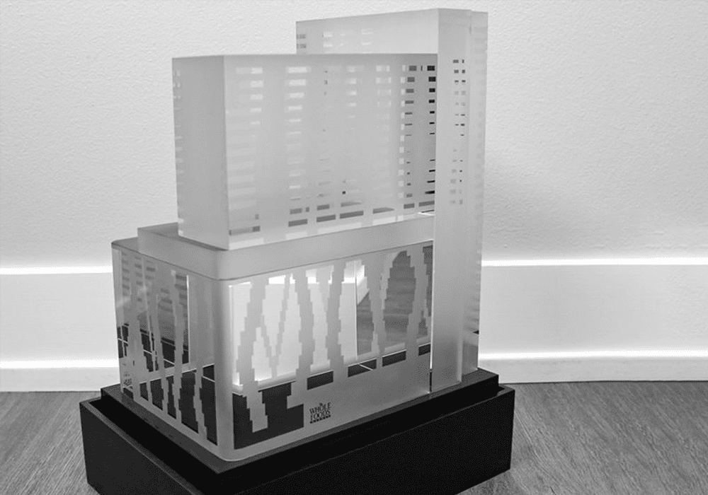 Crystal Building Replica Deal Gift Cristaux International
