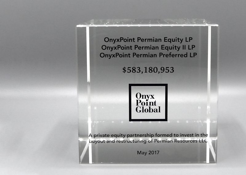 OnyxPoint Global Financial Deal Toy Crystal Cube 03